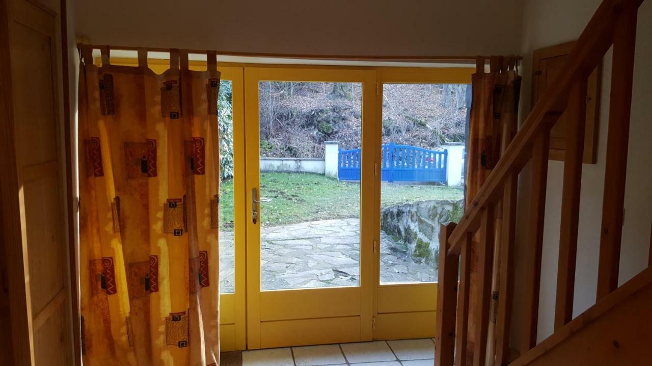 Au Coeur Des Volcans D'Auvergne Ceyssat Exterior foto